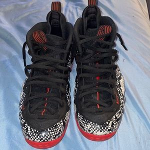 Snakeskin foamposites